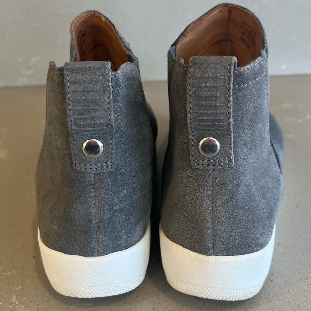 Fit Flop Gray Suede Ankle Boots Booties Shoes Women’s Size 6.5 - Picture 8 of 12